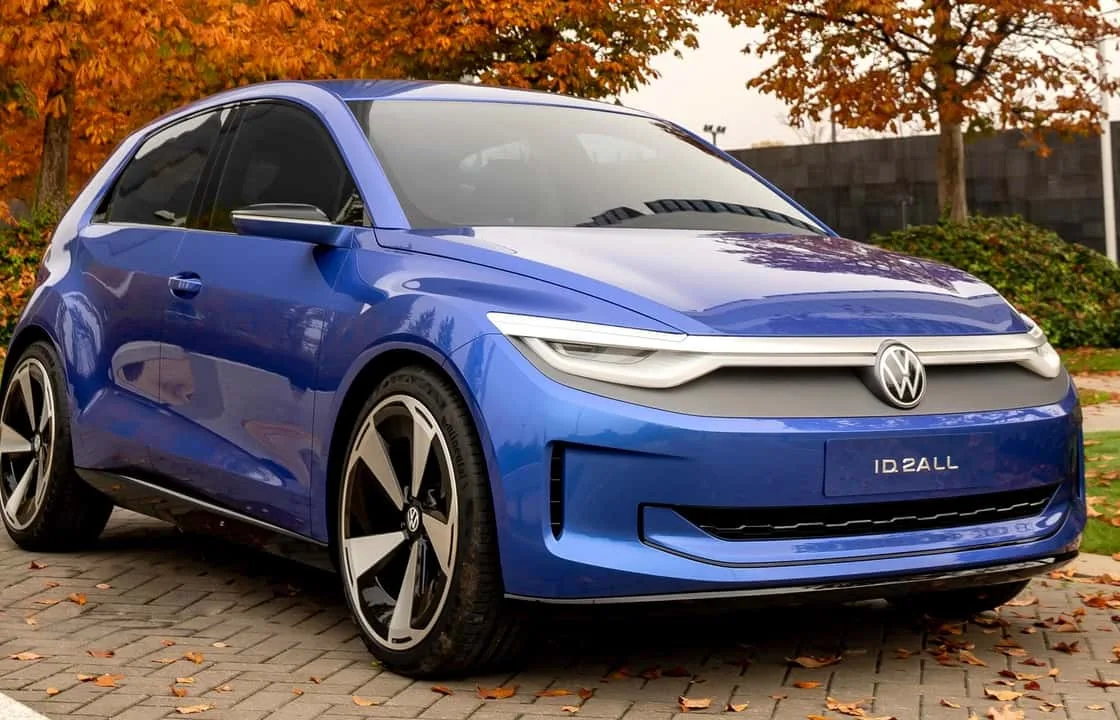 VW Polo elétrico traz painel do Golf e botões físicos